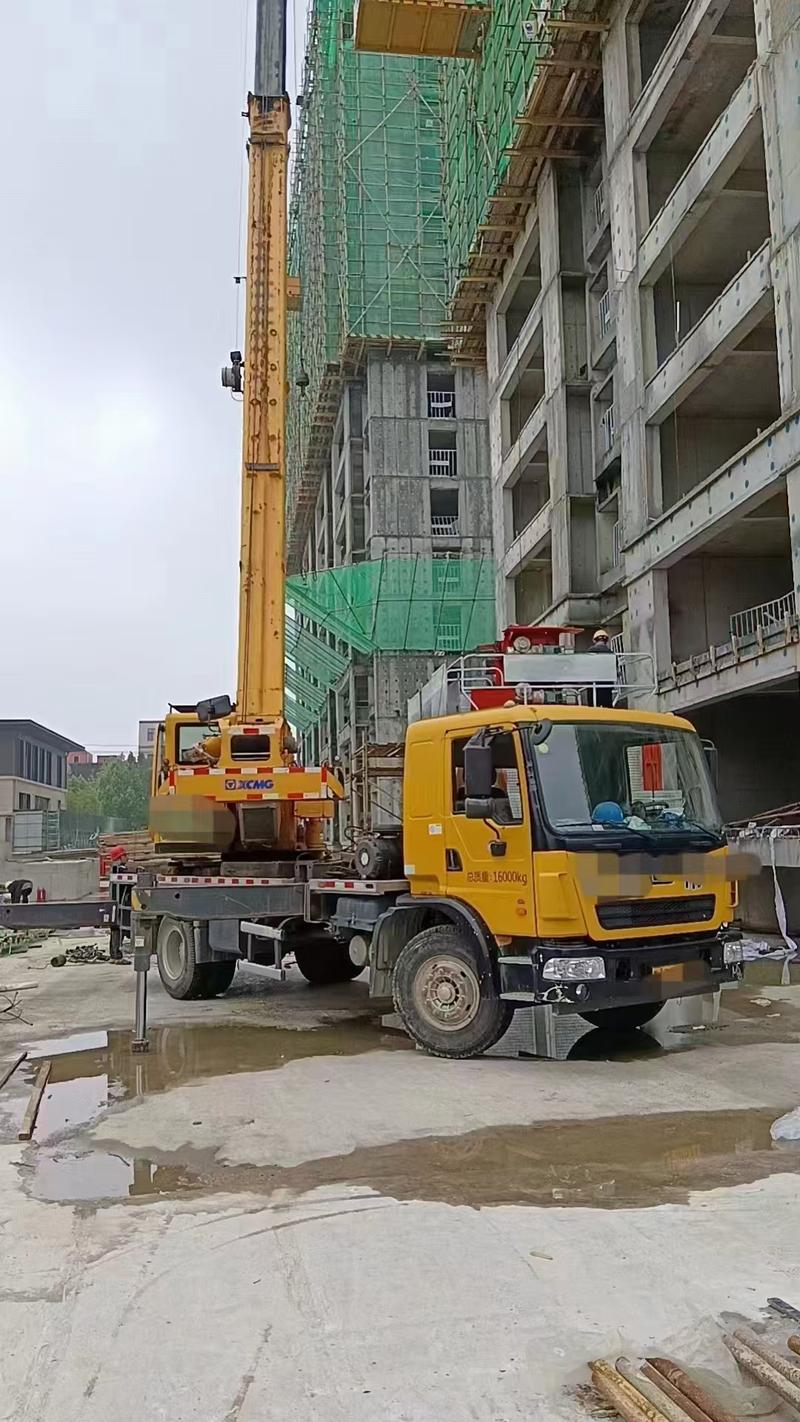 金水区人民路本地吊车叉车租赁,诚信为金,有令必行